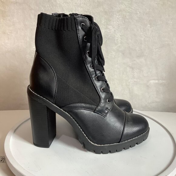 BCBGeneration Black Lace-Up High Heel Ankle Booties Side Zip Rugged Sole Women 9 - Picture 8 of 8